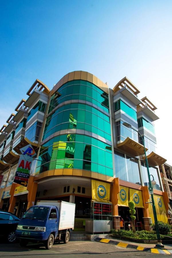 Ak Hotel Nagoya Hill Batam Extérieur photo