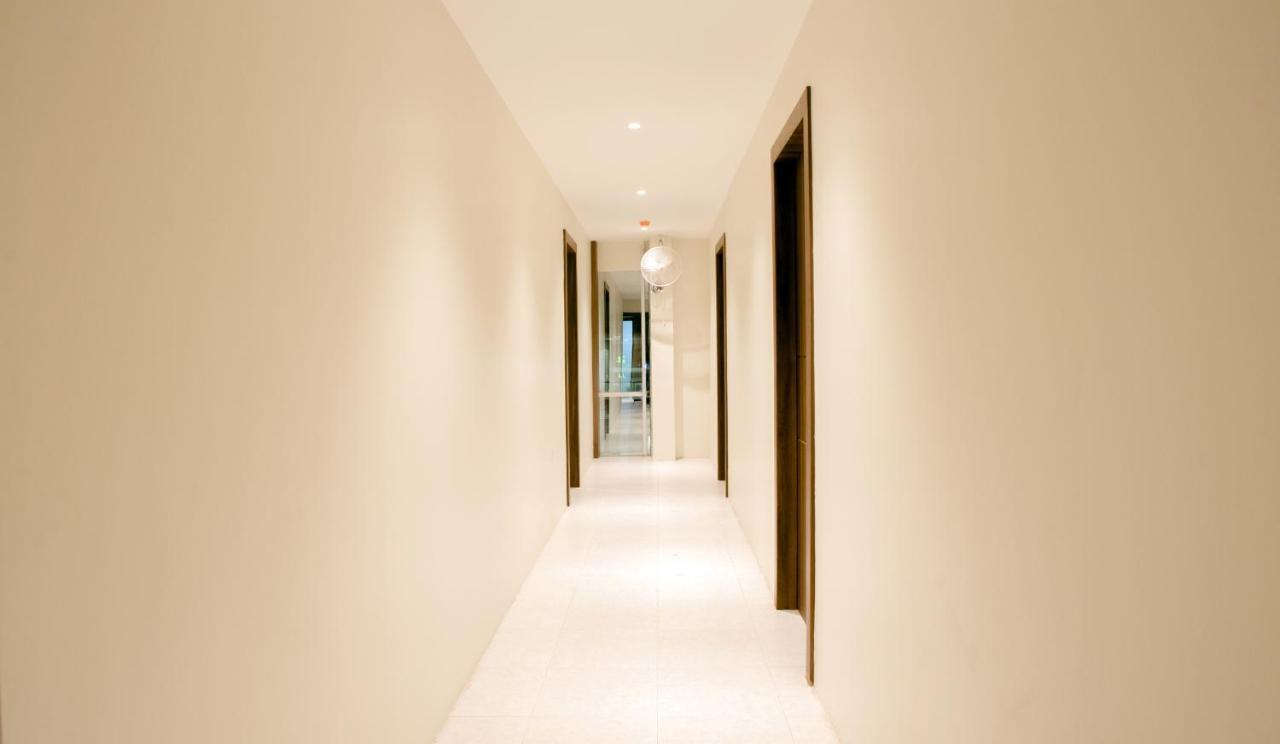 Ak Hotel Nagoya Hill Batam Extérieur photo