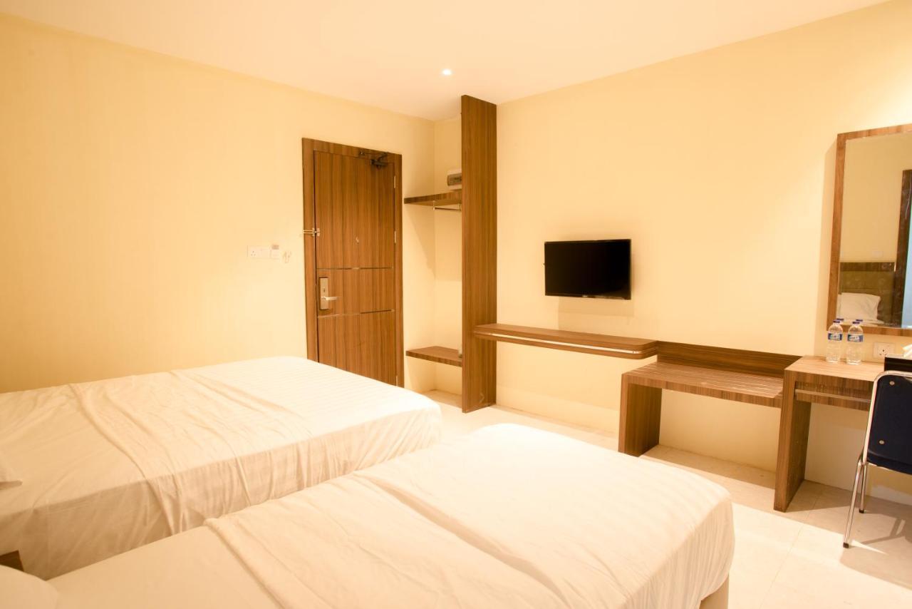 Ak Hotel Nagoya Hill Batam Extérieur photo