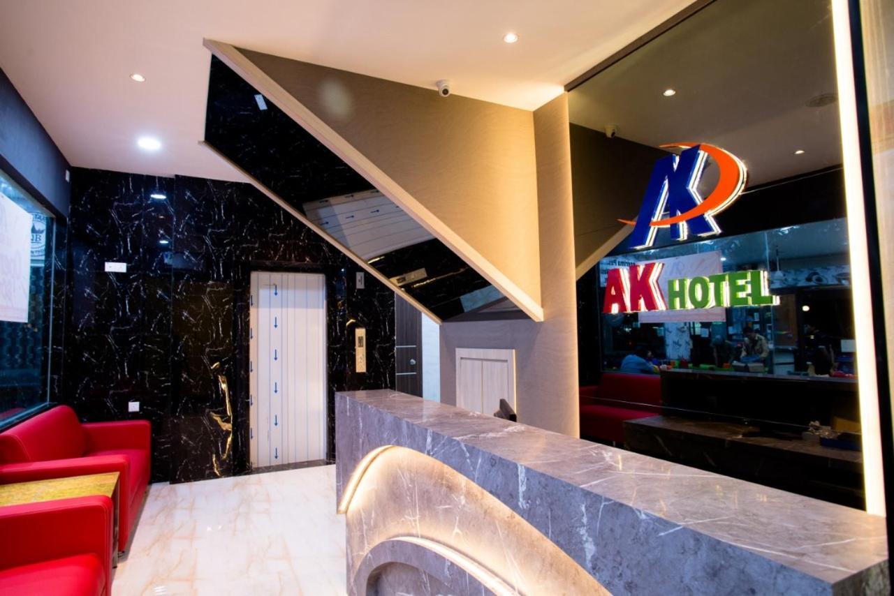 Ak Hotel Nagoya Hill Batam Extérieur photo