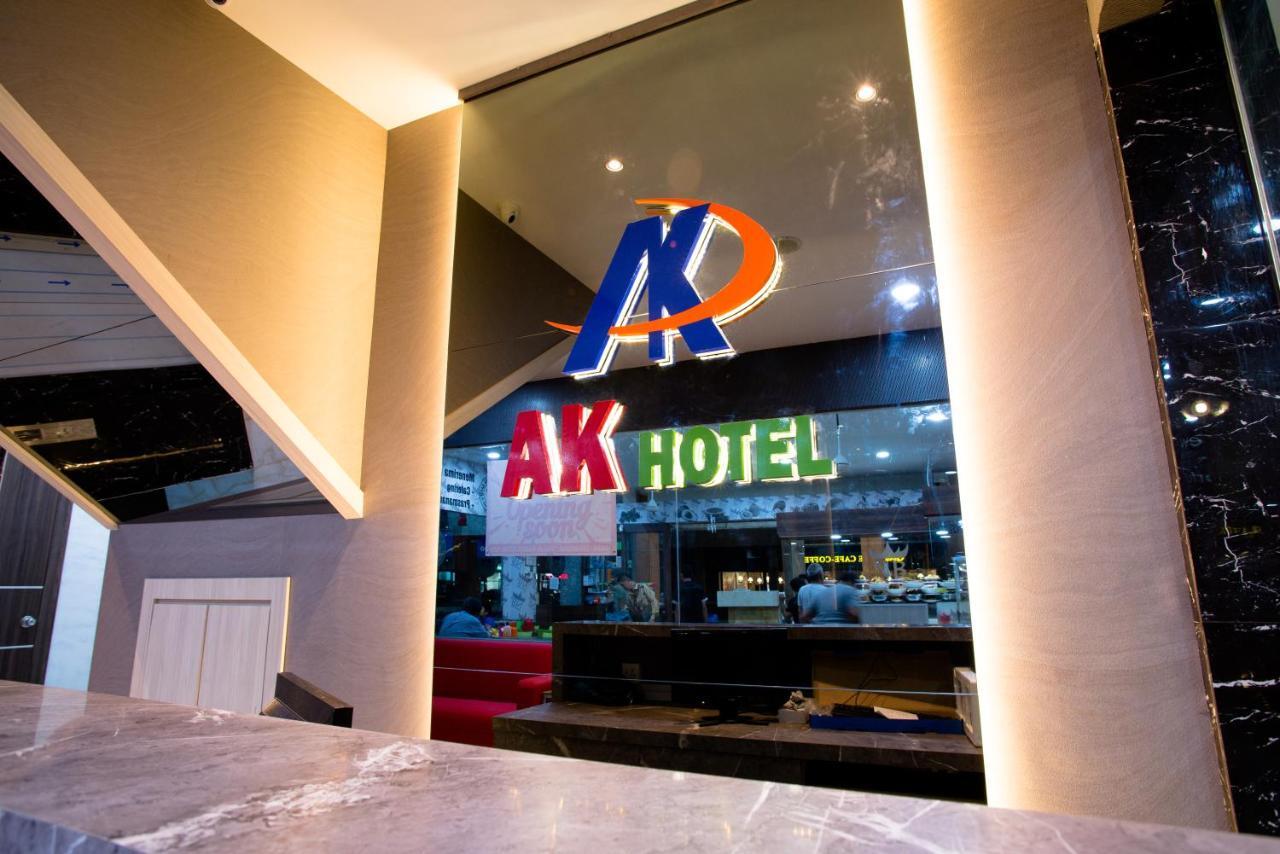 Ak Hotel Nagoya Hill Batam Extérieur photo